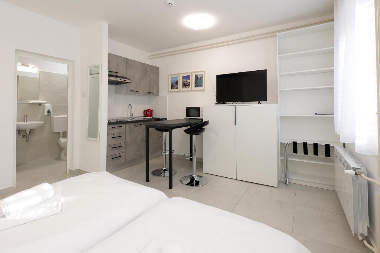 Rijeka Budget Rooms Exterior photo